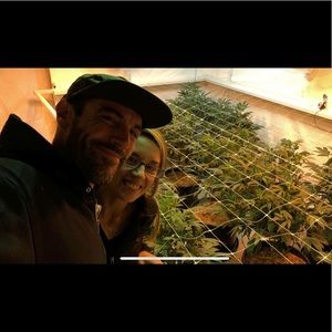 Meet your Posher, Jennea